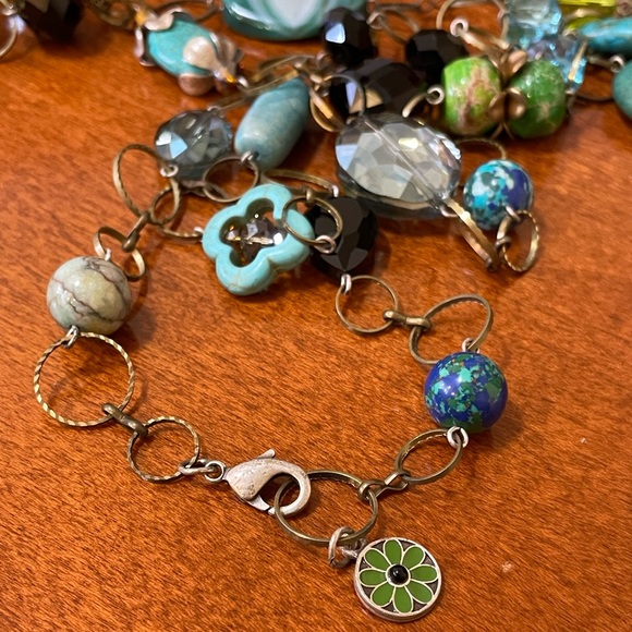 Sweet Romance Long Necklace - Picture 6 of 17